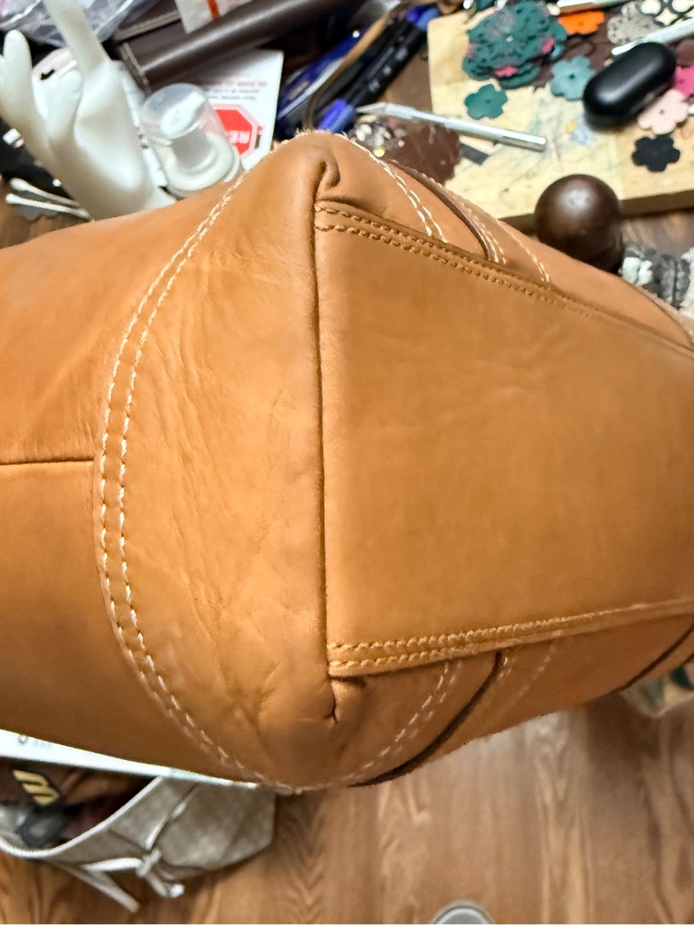 Coach vtg Hamptons Leather Carryall Tote - Picture 4 of 12